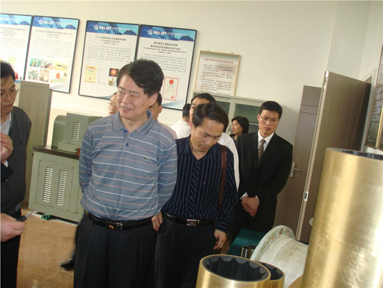 總經(jīng)理陪同廈門(mén)市領(lǐng)導(dǎo)拜訪重慶大學(xué)